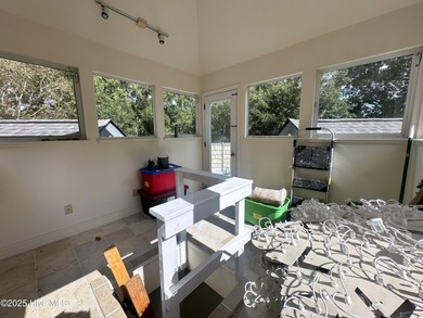 Welcome to this beautiful 3-bedroom, 2 1/2 bath home perfectly on Lockwood Folly Country Club in North Carolina - for sale on GolfHomes.com, golf home, golf lot