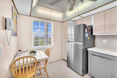 Prime Palm Aire location! Spacious 2BR/2BA residence offering on  in Florida - for sale on GolfHomes.com, golf home, golf lot