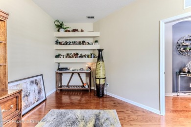 Come Live in the Beautiful Gated Community of Silverthorn, This on Silverthorn Country Club in Florida - for sale on GolfHomes.com, golf home, golf lot