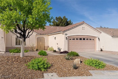 Beautiful attached villa in the highly desirable Sun City Anthem on Rio Secco Golf Club in Nevada - for sale on GolfHomes.com, golf home, golf lot