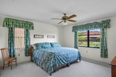 LOVELY HOME on nicely landscaped lot with decorative concrete on Golf Hammock Country Club in Florida - for sale on GolfHomes.com, golf home, golf lot