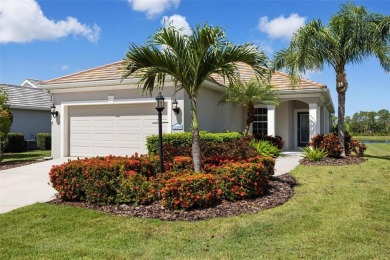 Under contract-accepting backup offers. Live every day like on Plantation Golf and Country Club in Florida - for sale on GolfHomes.com, golf home, golf lot