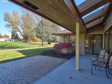 Welcome to this well maintained one level home on Michelbrook on Michelbook Country Club in Oregon - for sale on GolfHomes.com, golf home, golf lot