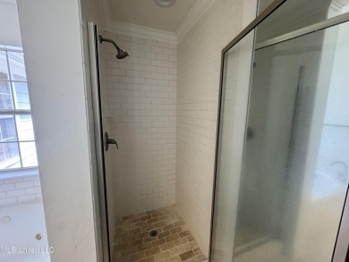 Spacious 3-Bedroom Home in Prime Diamondhead Location - Move-In on Diamondhead Country Club in Mississippi - for sale on GolfHomes.com, golf home, golf lot