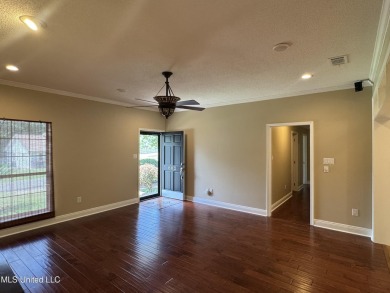 Spacious 3-Bedroom Home in Prime Diamondhead Location - Move-In on Diamondhead Country Club in Mississippi - for sale on GolfHomes.com, golf home, golf lot