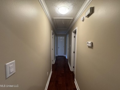 Spacious 3-Bedroom Home in Prime Diamondhead Location - Move-In on Diamondhead Country Club in Mississippi - for sale on GolfHomes.com, golf home, golf lot