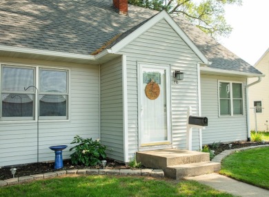 Welcome to this move-in ready 1.5-story home offering 4 bedrooms on Waverly Municipal Golf Course in Iowa - for sale on GolfHomes.com, golf home, golf lot
