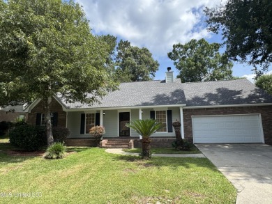 Spacious 3-Bedroom Home in Prime Diamondhead Location - Move-In on Diamondhead Country Club in Mississippi - for sale on GolfHomes.com, golf home, golf lot