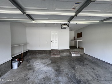 Spacious 3-Bedroom Home in Prime Diamondhead Location - Move-In on Diamondhead Country Club in Mississippi - for sale on GolfHomes.com, golf home, golf lot