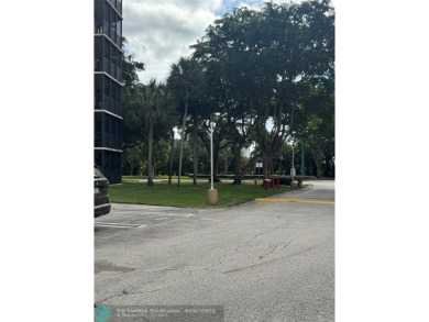 PRICE REDUCED! PRIME AVENTURA LOCATION. PRICELESS VIEWS FROM on Turnberry Isle Resort and Club in Florida - for sale on GolfHomes.com, golf home, golf lot