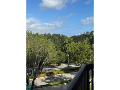PRICE REDUCED! PRIME AVENTURA LOCATION. PRICELESS VIEWS FROM on Turnberry Isle Resort and Club in Florida - for sale on GolfHomes.com, golf home, golf lot
