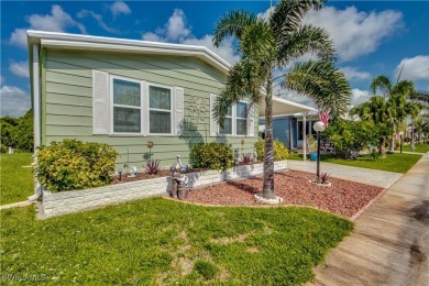 **Charming & Remodeled 2/2 Home in the 55+ Horizon Village on Six Lakes Country Club in Florida - for sale on GolfHomes.com, golf home, golf lot