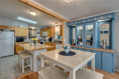 **Charming & Remodeled 2/2 Home in the 55+ Horizon Village on Six Lakes Country Club in Florida - for sale on GolfHomes.com, golf home, golf lot