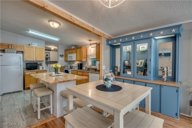 **Charming & Remodeled 2/2 Home in the 55+ Horizon Village on Six Lakes Country Club in Florida - for sale on GolfHomes.com, golf home, golf lot