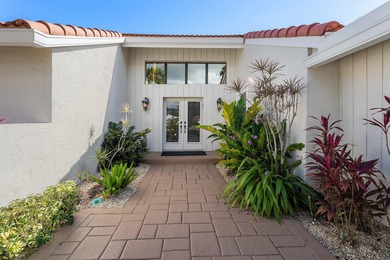 Welcome to 39 Estate Drive--an exceptionally rare Hunters Run on Country Club of Florida in Florida - for sale on GolfHomes.com, golf home, golf lot