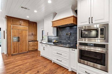 Located in the highly coveted golf course community of DeCordova on De Cordova Bend Country Club in Texas - for sale on GolfHomes.com, golf home, golf lot