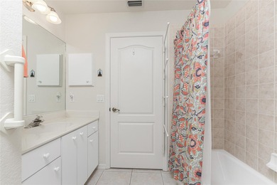 Under contract-accepting backup offers. A Poolside Retreat with on Pinemoor West Golf Club in Florida - for sale on GolfHomes.com, golf home, golf lot