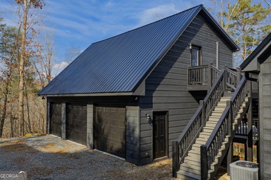 This beautifully updated, 4-bathroom and 3 bedrooms with another on White Path Golf Club in Georgia - for sale on GolfHomes.com, golf home, golf lot