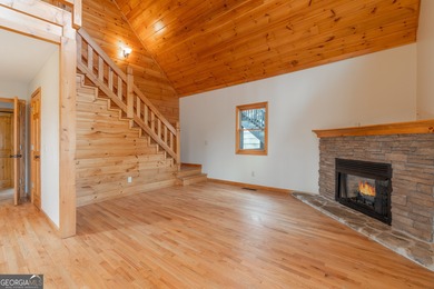 This beautifully updated, 4-bathroom and 3 bedrooms with another on White Path Golf Club in Georgia - for sale on GolfHomes.com, golf home, golf lot