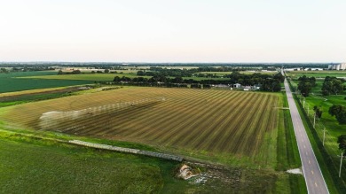 This 29.4+/- acre tract is located east of Grand Island on Jackrabbit Run Golf Course in Nebraska - for sale on GolfHomes.com, golf home, golf lot