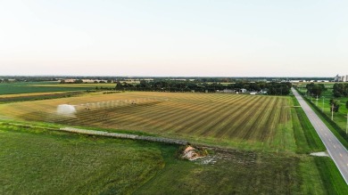 This 29.4+/- acre tract is located east of Grand Island on Jackrabbit Run Golf Course in Nebraska - for sale on GolfHomes.com, golf home, golf lot