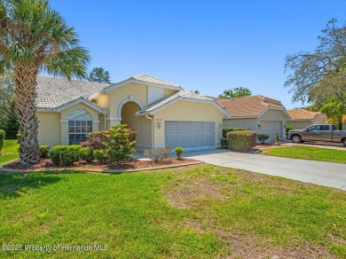 Beautifully updated 1990 Palmwood Bermuda  pool home. This on Glen Lakes Country Club in Florida - for sale on GolfHomes.com, golf home, golf lot