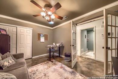 GET INTO THE SWING OF THINGS in this terrific 3 bedroom, 2 bath on Northern Hills Golf Club in Texas - for sale on GolfHomes.com, golf home, golf lot