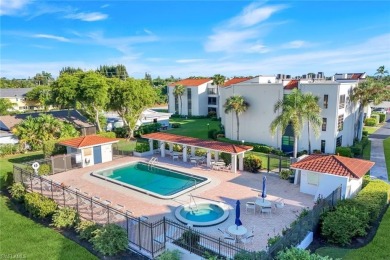 Attractive First-Floor 1BR-1BA condo in The Lakewood - Steps on Lakewood Country Club in Florida - for sale on GolfHomes.com, golf home, golf lot