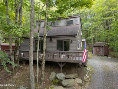 Welcome to this contemporary Pocono retreat located in the on The Hideout Golf in Pennsylvania - for sale on GolfHomes.com, golf home, golf lot