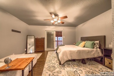 GET INTO THE SWING OF THINGS in this terrific 3 bedroom, 2 bath on Northern Hills Golf Club in Texas - for sale on GolfHomes.com, golf home, golf lot
