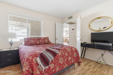 Welcome to easy Arizona living in this 2 bedroom, 2 bath home on The Lakes at Ahwatukee in Arizona - for sale on GolfHomes.com, golf home, golf lot