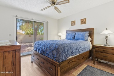 Welcome to easy Arizona living in this 2 bedroom, 2 bath home on The Lakes at Ahwatukee in Arizona - for sale on GolfHomes.com, golf home, golf lot