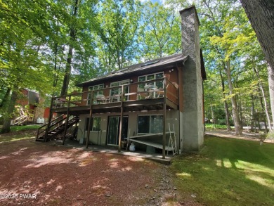 LAKEFRONT CONTEMPORARY!  Well maintained, original owner home on Forest Lake Club in Pennsylvania - for sale on GolfHomes.com, golf home, golf lot
