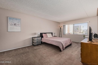 Fantastic opportunity to own this charming condo unit in the on Scottsdale Shadows in Arizona - for sale on GolfHomes.com, golf home, golf lot