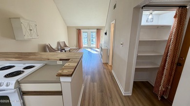 2 Bedrm, 2.5 Bath. Condo with unique investment / low on Harbour Point Golf Club in North Carolina - for sale on GolfHomes.com, golf home, golf lot