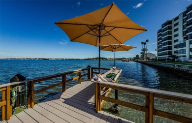 ***NEW PRICE+$8,000 SELLER CREDIT!***Experience the most on The Dunedin Country Club in Florida - for sale on GolfHomes.com, golf home, golf lot