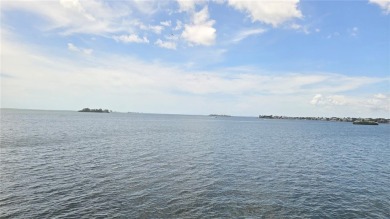 ***NEW PRICE+$8,000 SELLER CREDIT!***Experience the most on The Dunedin Country Club in Florida - for sale on GolfHomes.com, golf home, golf lot