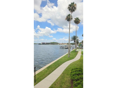 ***NEW PRICE+$8,000 SELLER CREDIT!***Experience the most on The Dunedin Country Club in Florida - for sale on GolfHomes.com, golf home, golf lot
