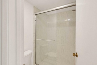 Beautiful 2 bedroom 2 bath furnished condo at Ocean Village on on Ocean Village Golf Course in Florida - for sale on GolfHomes.com, golf home, golf lot