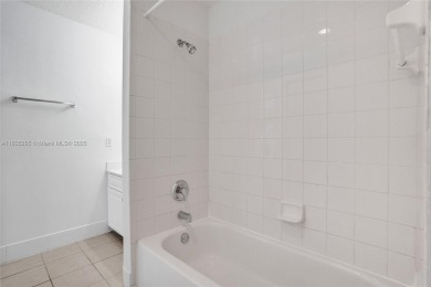 WOW! Prime Location in Abacoa Town Center! Live in the heart of on Abacoa Golf Club in Florida - for sale on GolfHomes.com, golf home, golf lot