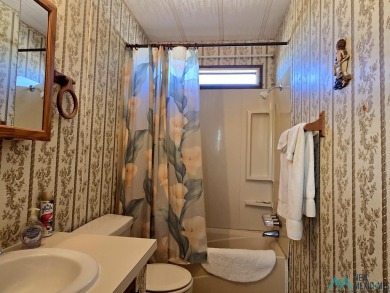 Adorable 3-Bedroom, 2-Bath Home - Walk to the Marina! Curb on Sierra Del Rio Golf Club in New Mexico - for sale on GolfHomes.com, golf home, golf lot