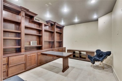 5 STAR Service in this Traditional Penthouse w/express elevator on Badlands Golf Club in Nevada - for sale on GolfHomes.com, golf home, golf lot