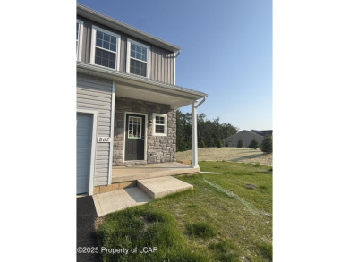 Like new (9 months old). Lovely & cozy townhouse on a corner lot on Sand Springs Country Club in Pennsylvania - for sale on GolfHomes.com, golf home, golf lot