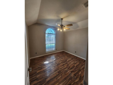 This beautiful four-bedroom 2 bath home has much to offer!  This on Jim Boggs in Texas - for sale on GolfHomes.com, golf home, golf lot