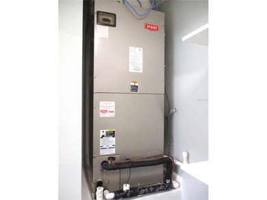 ACCEPTING BACK UP OFFERS !!!!   YOU'VE NOT SEEN ONE LIKE THIS on Preserve Golf Club in Florida - for sale on GolfHomes.com, golf home, golf lot