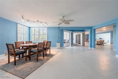 VACATION AND LIVE THE LUXURIOUS TROPICAL ISLAND LIFE WITHOUT on Beachview Golf Club in Florida - for sale on GolfHomes.com, golf home, golf lot