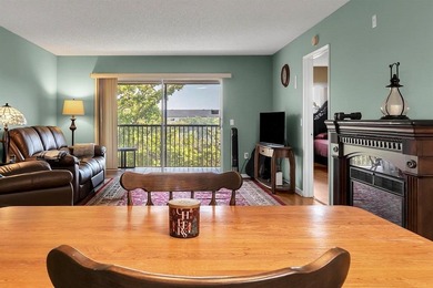 Bright and beautifully maintained Nandina model in one of the on Flamingo Lakes Country Club in Florida - for sale on GolfHomes.com, golf home, golf lot