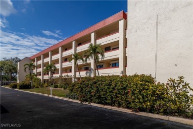 Beautifully remodeled condo well maintained very bright with on Seven Lakes Golf and Tennis Community in Florida - for sale on GolfHomes.com, golf home, golf lot