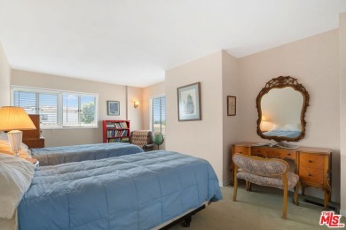 First time on the market in 60+ years! This can be a prime on Brentwood Country Club of Los Angeles in California - for sale on GolfHomes.com, golf home, golf lot