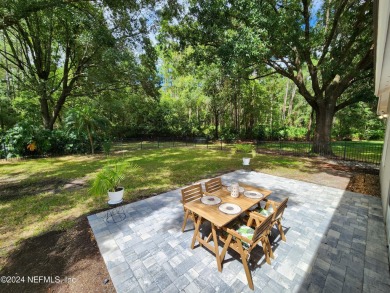 Fabulous Location in the heart of Julington Creek Plantation! on Julington Creek Golf Club in Florida - for sale on GolfHomes.com, golf home, golf lot